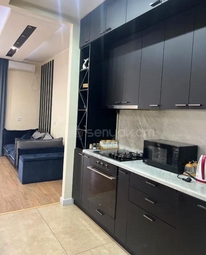 3 Սենյականոց Բնակարան Նորակառույցում, 70քմ, 3/16 հարկ, Դիզայներական Վերանորոգված, Կահավորված, Արևկող