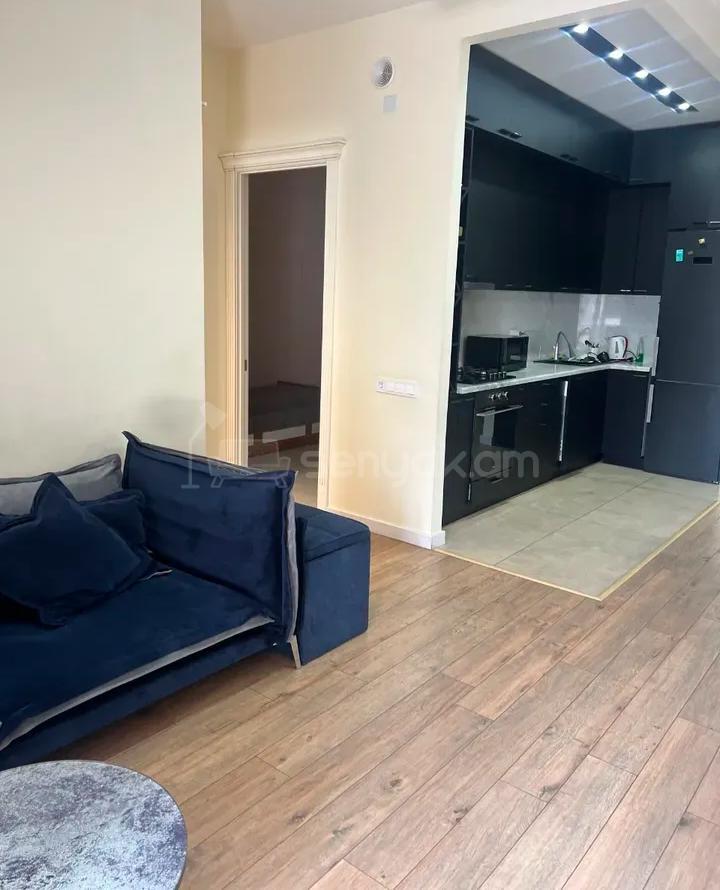 3 Սենյականոց Բնակարան Նորակառույցում, 70քմ, 3/16 հարկ, Դիզայներական Վերանորոգված, Կահավորված, Արևկող
