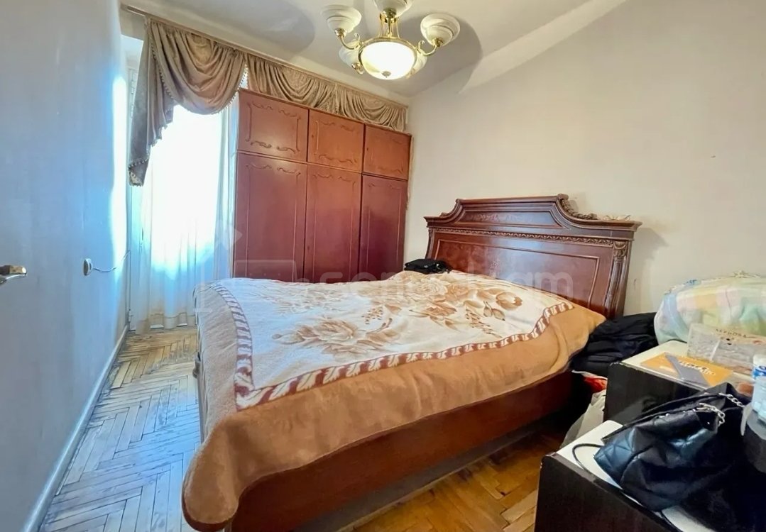 4 Սենյականոց Բնակարան, 88քմ, 7/9 հարկ, Նորմալ Վիճակում