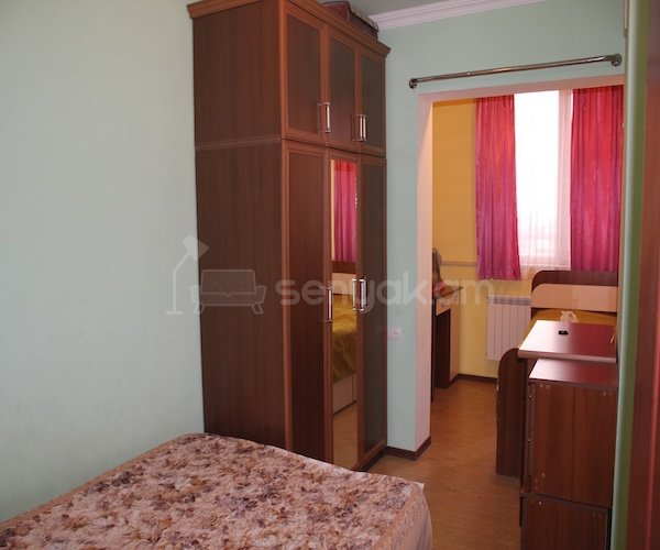 2 Սենյականոց Բնակարան, 48քմ, 6/9 հարկ, Կապիտալ Վերանորոգված, Կահավորված, Արևկող