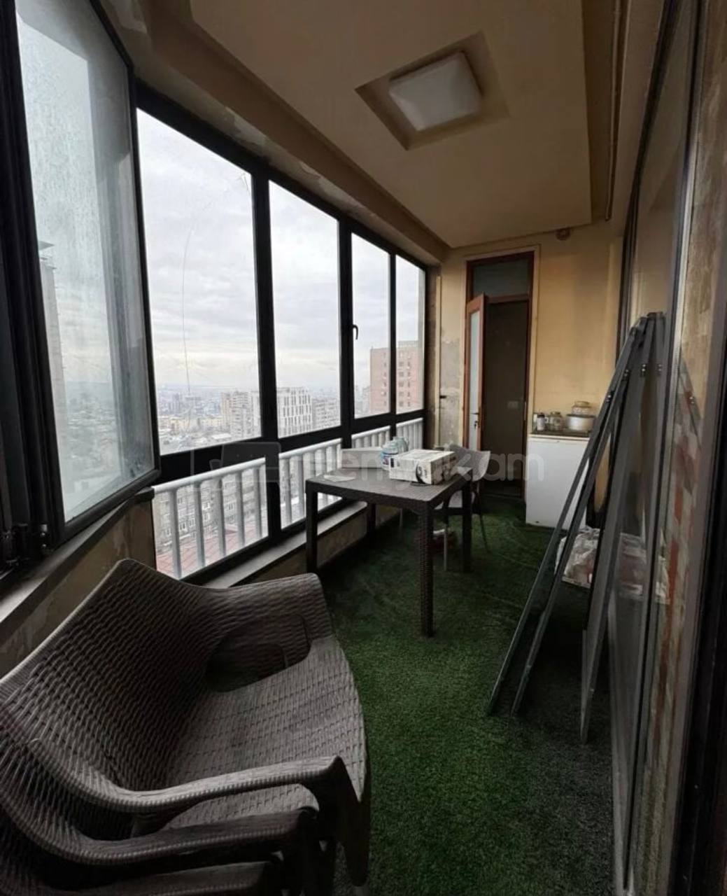 3 Սենյականոց Բնակարան, 240քմ, 10/10 հարկ, Կապիտալ Վերանորոգված