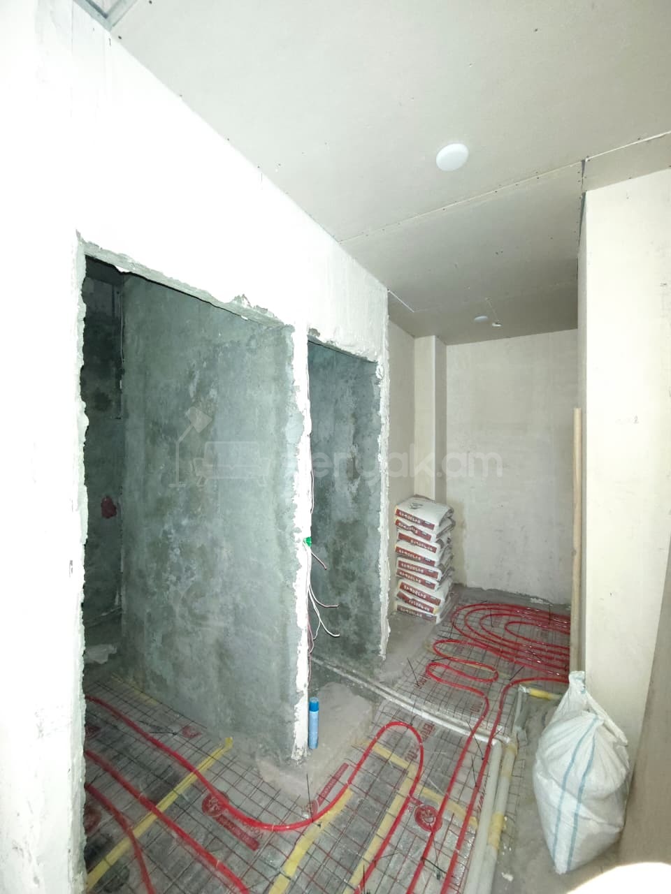 3 Սենյականոց Բնակարան Նորակառույցում, 83քմ, 2/12 հարկ, Զրոյական Վիճակում