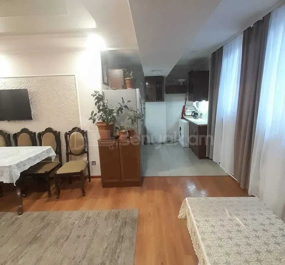 4 Սենյականոց Բնակարան, 71քմ, 1/9 հարկ, Կապիտալ Վերանորոգված