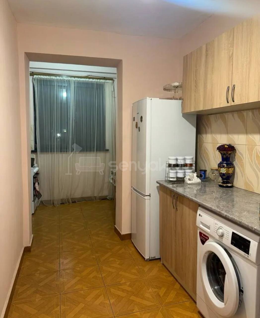 5 Սենյականոց Բնակարան, 107քմ, 2/9 հարկ, Կապիտալ Վերանորոգված