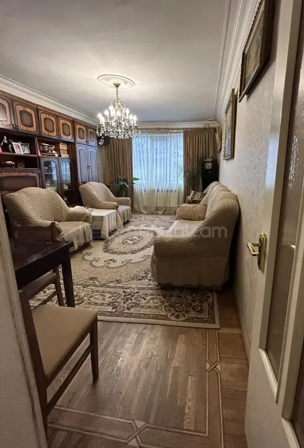 3 Սենյականոց Բնակարան, 90քմ, 2/16 հարկ, Պետական Վիճակում