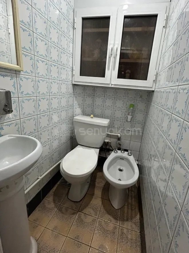 3 Սենյականոց Բնակարան, 90քմ, 2/16 հարկ, Պետական Վիճակում