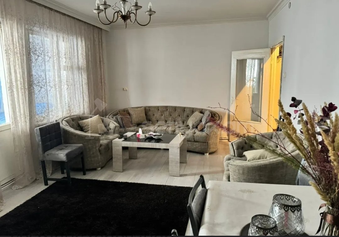 4 Սենյականոց Բնակարան, 114քմ, 8/9 հարկ, Նորմալ Վիճակում