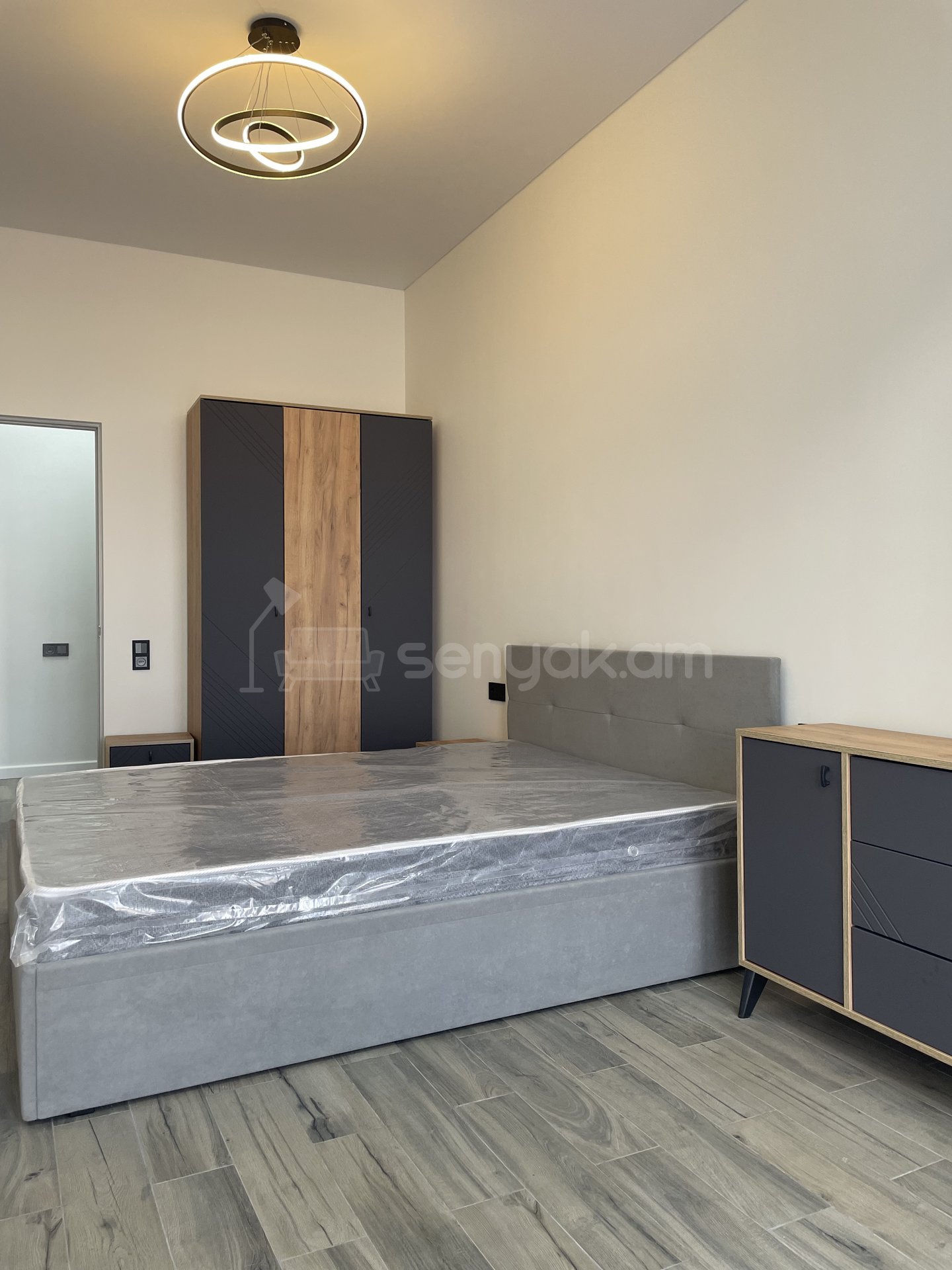 2 Սենյականոց Բնակարան Նորակառույցում, 49քմ, 3/8 հարկ, Կապիտալ Վերանորոգված, Կահավորված, Արևկող