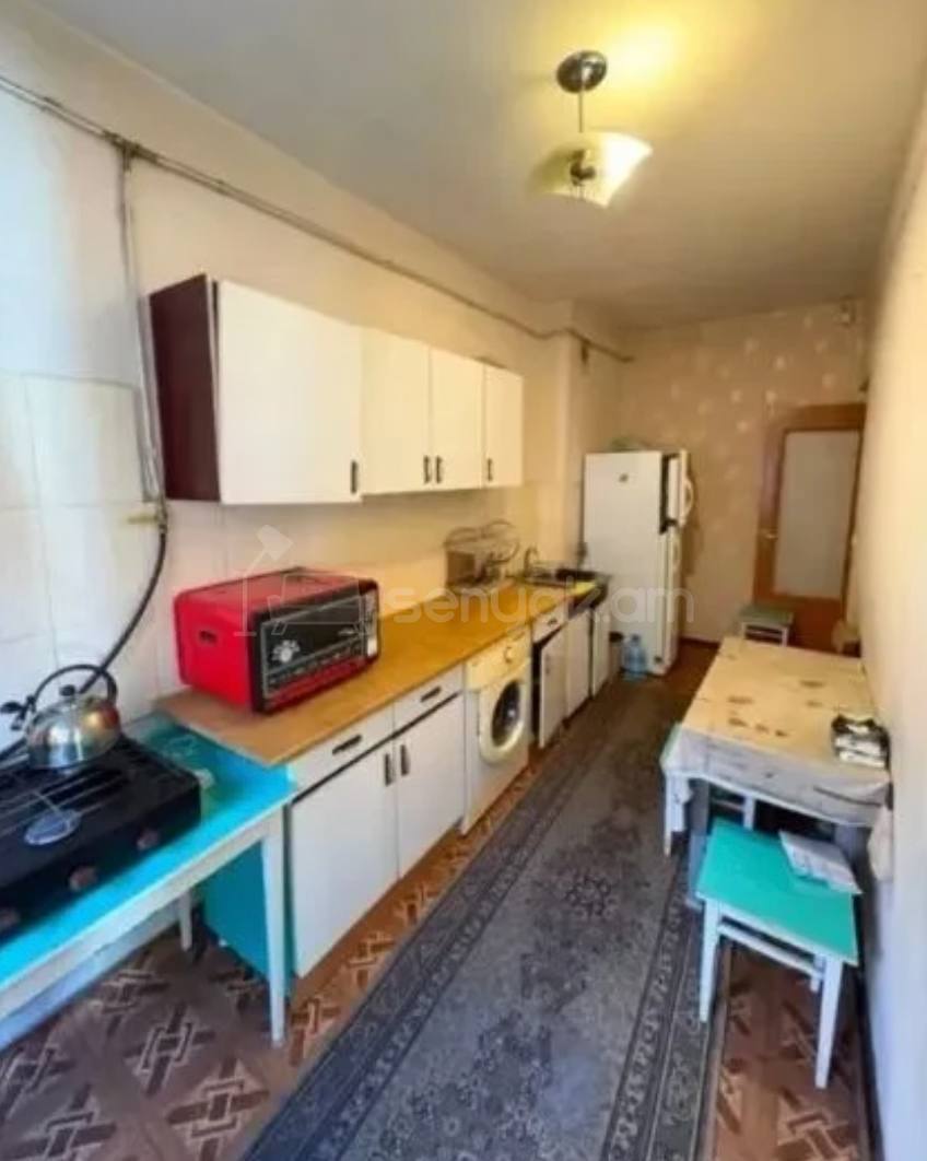 3 Սենյականոց Բնակարան, 74քմ, 2/9 հարկ, Պետական Վիճակում, Կահավորված, Արևկող