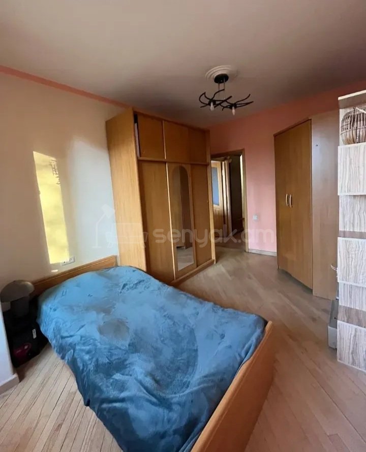 3 Սենյականոց Բնակարան Քարե Շենքում, 76քմ, 3/5 հարկ, Դիզայներական Վերանորոգված, Կահավորված