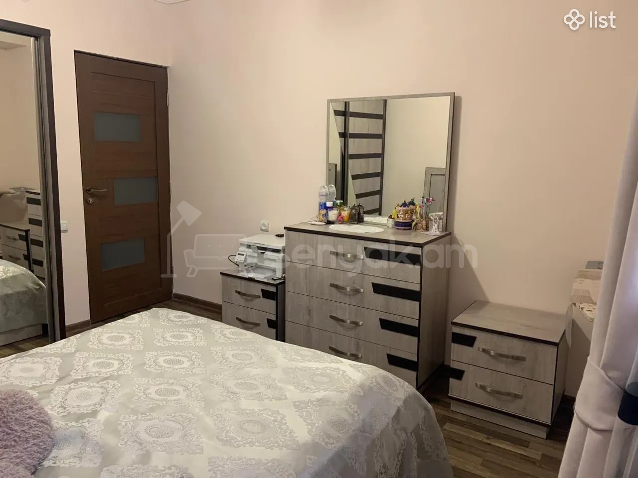 3 Սենյականոց Բնակարան Քարե Շենքում, 75քմ, 4/9 հարկ, Կոսմետիկ Վերանորոգված, Կահավորված