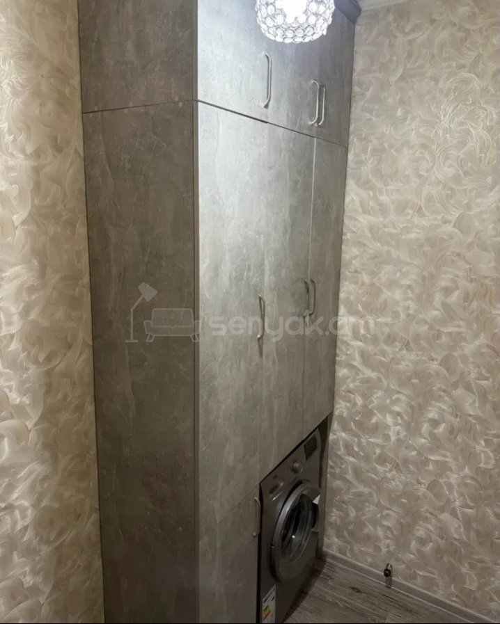 2 Սենյականոց Բնակարան Քարե Շենքում, 37քմ, 8/9 հարկ, Կապիտալ Վերանորոգված