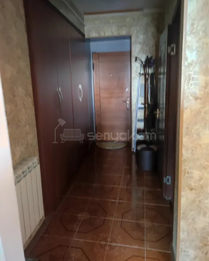 1 Սենյականոց Բնակարան Քարե Շենքում, 48քմ, 3/5 հարկ, Կոսմետիկ Վերանորոգված