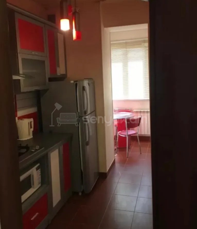 2 Սենյականոց Բնակարան Քարե Շենքում, 48քմ, 5/5 հարկ, Դիզայներական Վերանորոգված