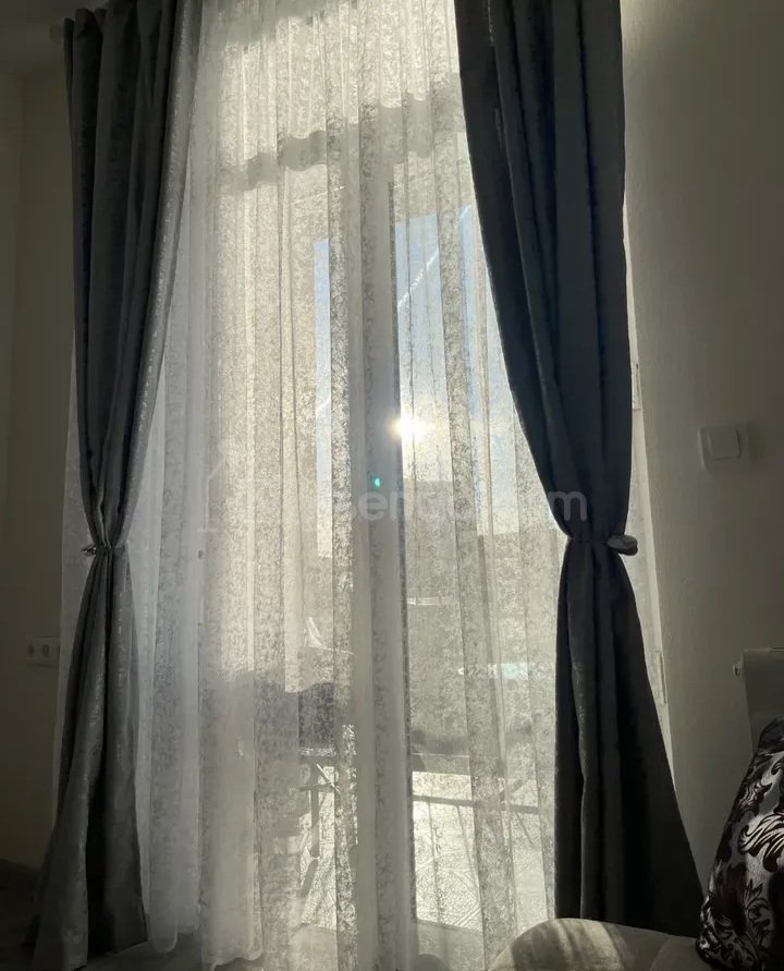 2 Սենյականոց Բնակարան Քարե Շենքում, 48քմ, 5/5 հարկ, Դիզայներական Վերանորոգված