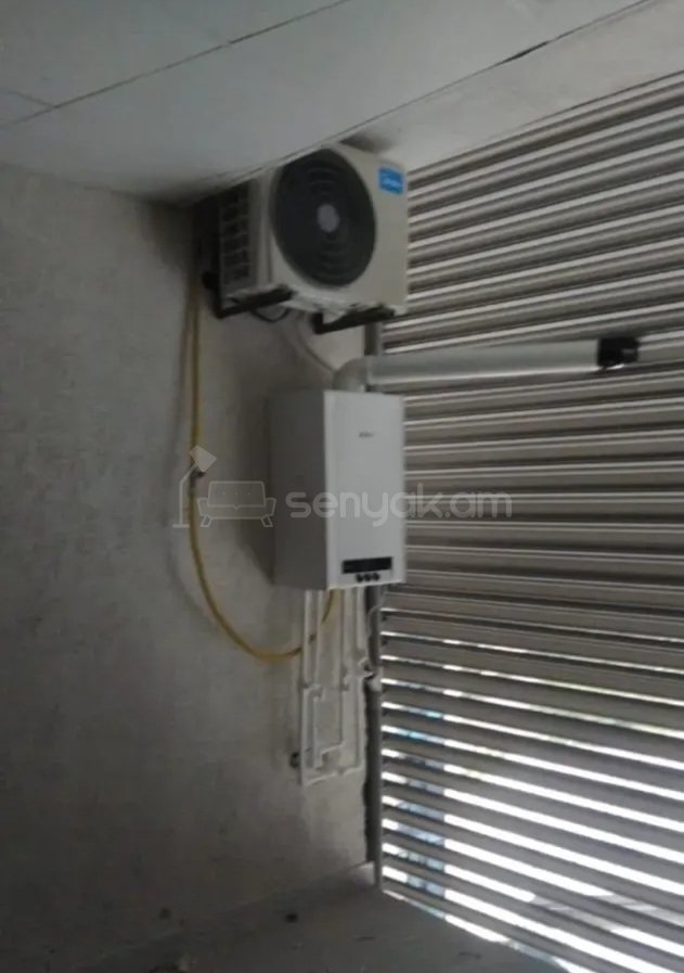 2 Սենյականոց Բնակարան Քարե Շենքում, 48քմ, 5/5 հարկ, Դիզայներական Վերանորոգված