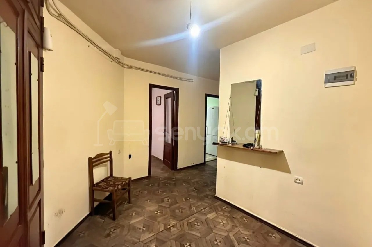 2 Սենյականոց Բնակարան, 71քմ, 8/16 հարկ, Պետական Վիճակում