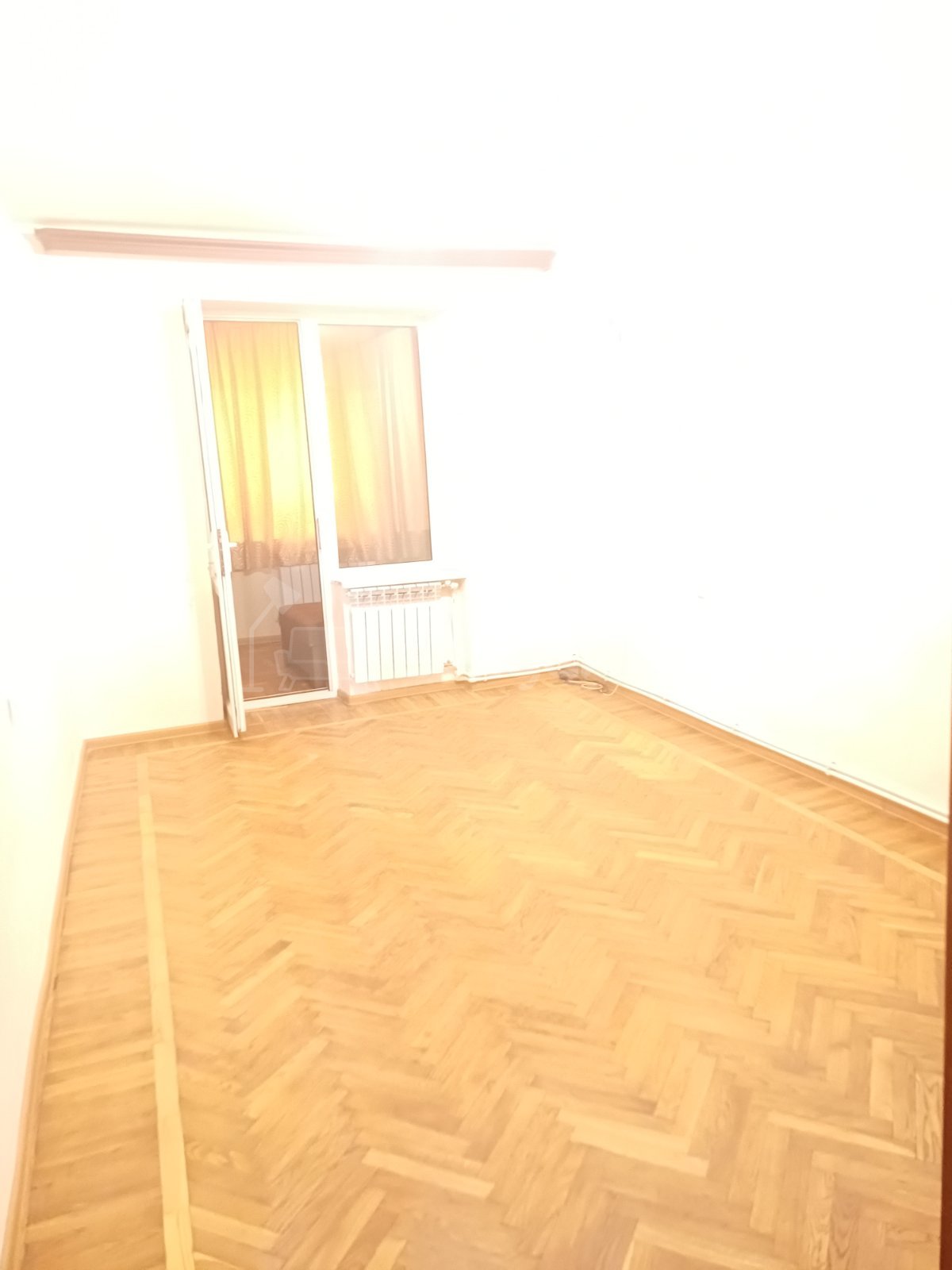 2 Սենյականոց Բնակարան Քարե Շենքում, 59քմ, 2/4 հարկ, Կոսմետիկ Վերանորոգված, Մասամբ Կահավորված, Արևկող