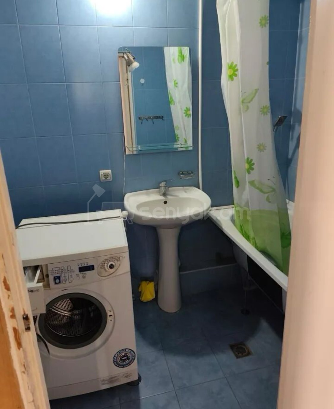 2 Սենյականոց Բնակարան, 75քմ, 9/9 հարկ, Նորմալ Վիճակում, Կահավորված, Արևկող