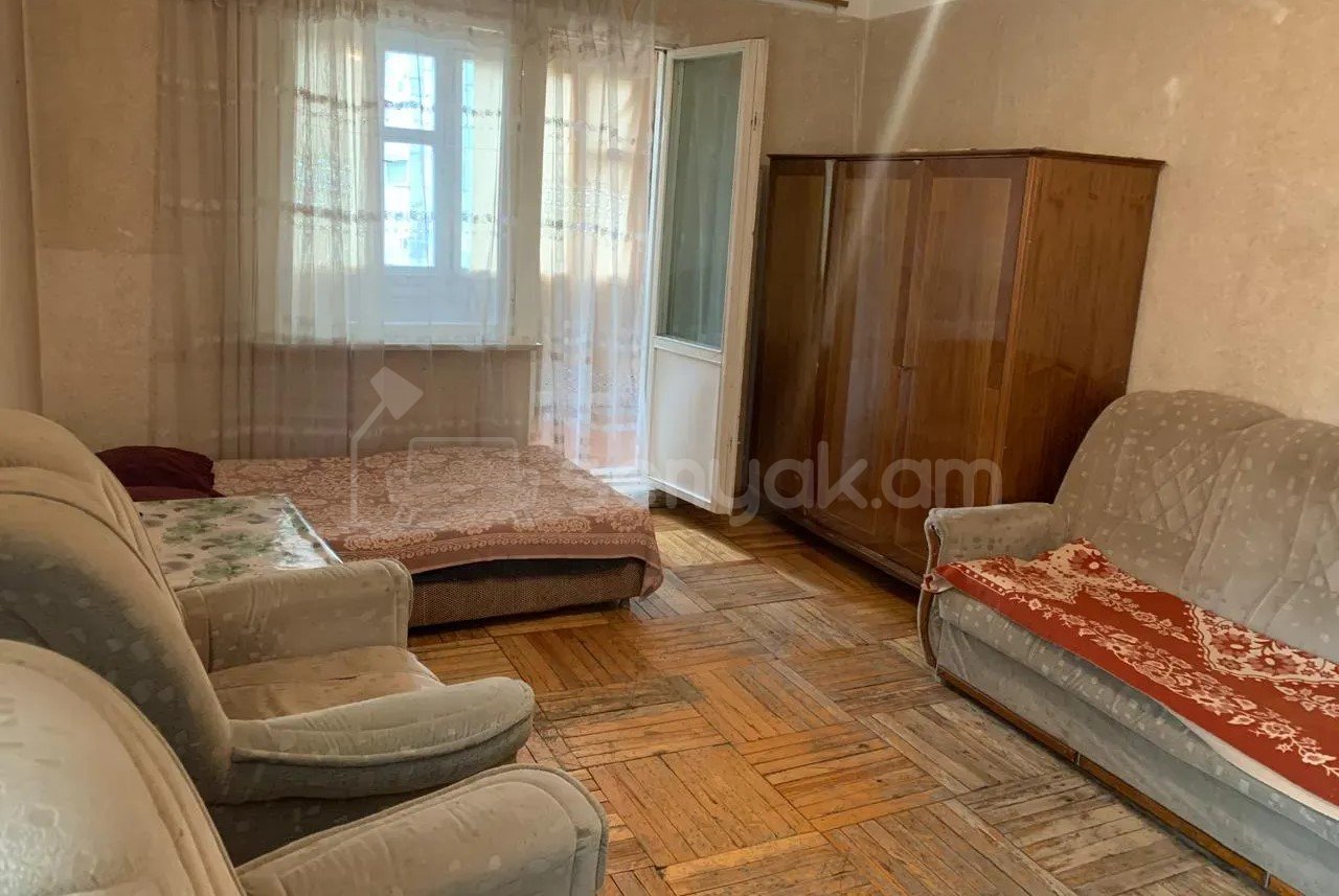 1 Սենյականոց Բնակարան, 47քմ, 6/9 հարկ, Պետական Վիճակում