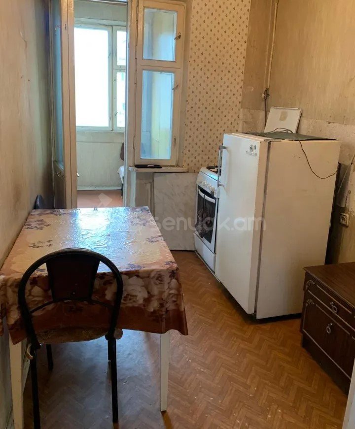 1 Սենյականոց Բնակարան, 47քմ, 6/9 հարկ, Պետական Վիճակում