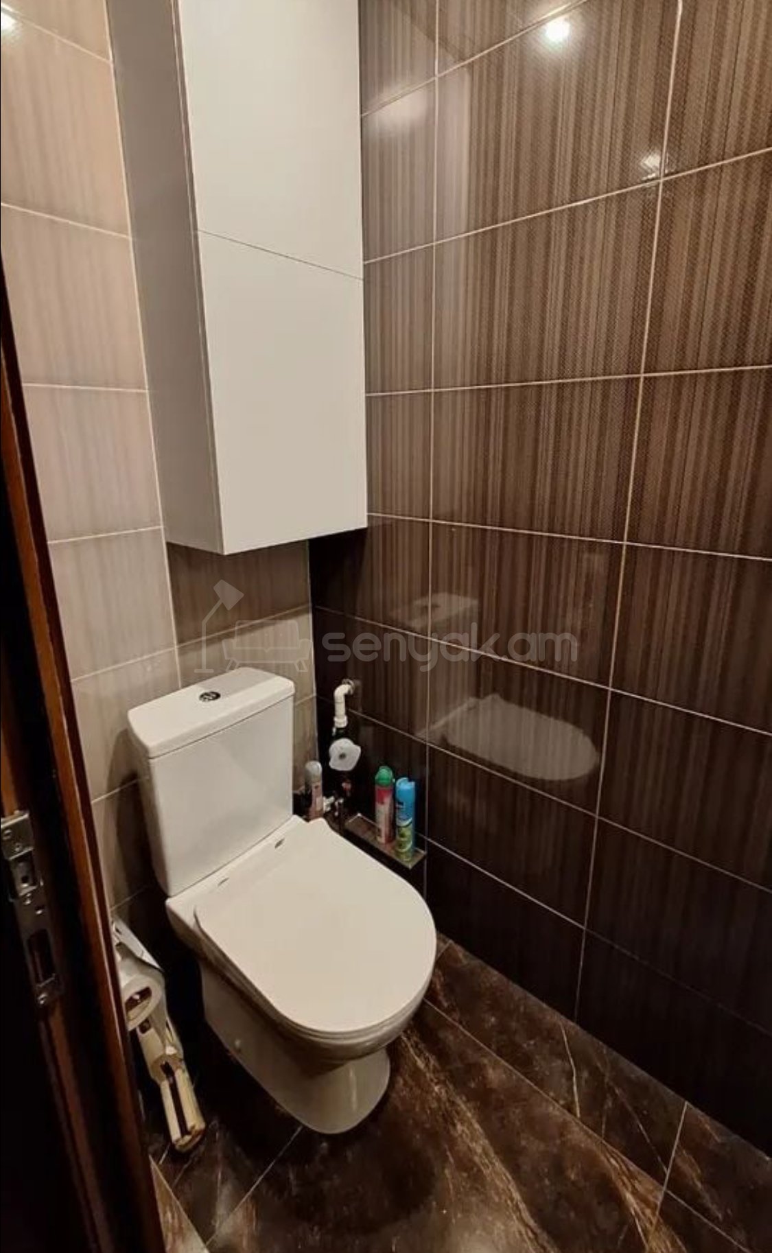 4 Սենյականոց Բնակարան Քարե Շենքում, 96քմ, 2/5 հարկ, Դիզայներական Վերանորոգված