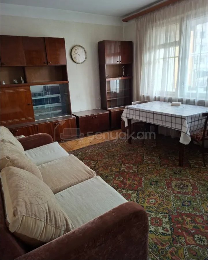 3 Սենյականոց Բնակարան, 80քմ, 3/9 հարկ, Նորմալ Վիճակում, Կահավորված
