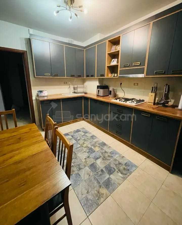 3 Սենյականոց Բնակարան, 75քմ, 10/13 հարկ, Կապիտալ Վերանորոգված