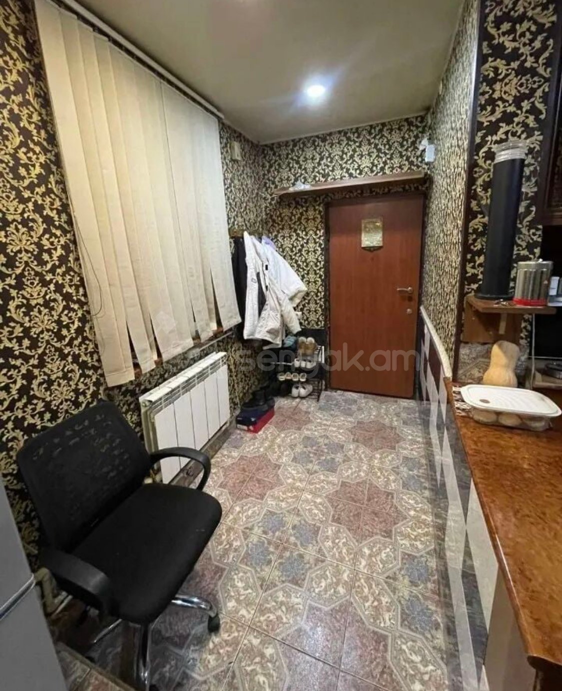 2 Սենյականոց Բնակարան Քարե Շենքում, 45քմ, 1/5 հարկ, Կապիտալ Վերանորոգված