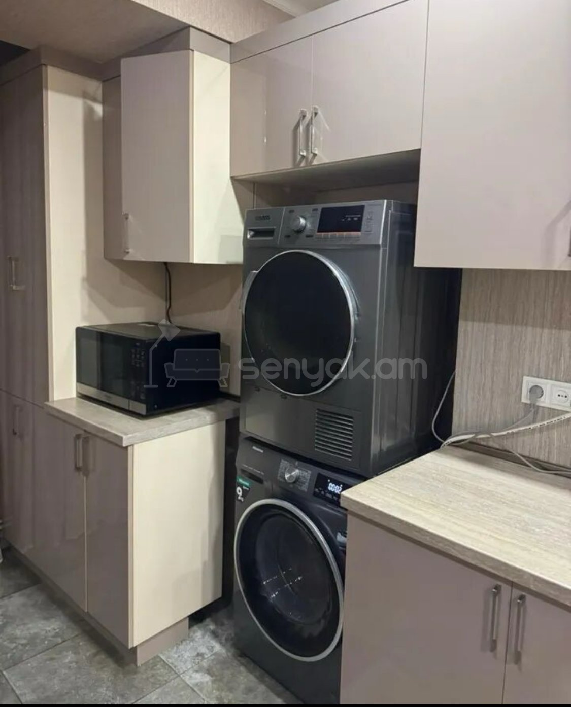2 Սենյականոց Բնակարան, 75քմ, 2/9 հարկ, Դիզայներական Վերանորոգված, Կահավորված