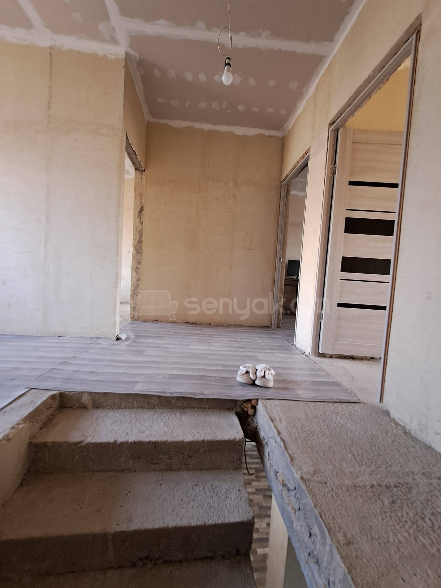 5 Սենյականոց Սեփական Տուն, 144քմ, Կոսմետիկ Վերանորոգված