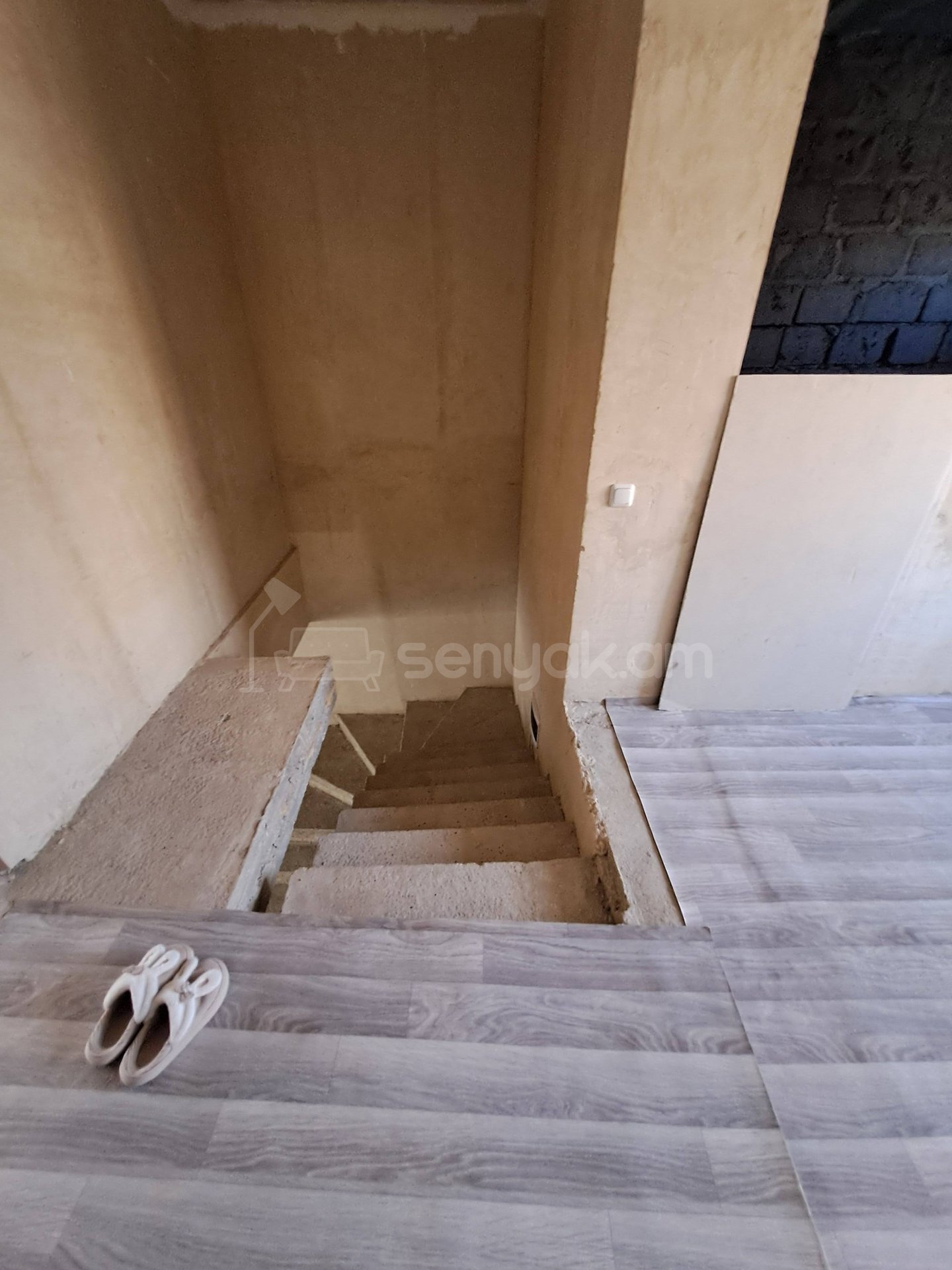 5 Սենյականոց Սեփական Տուն, 144քմ, Կոսմետիկ Վերանորոգված