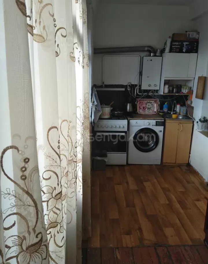 2 Սենյականոց Բնակարան, 60քմ, 5/5 հարկ, Նորմալ Վիճակում