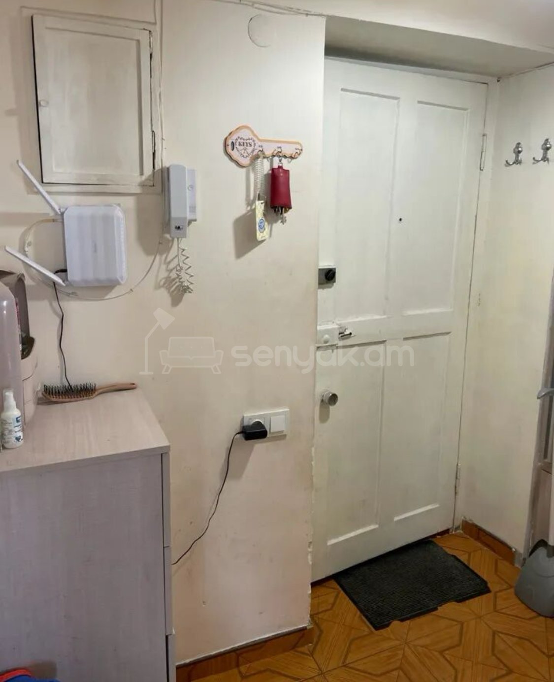2 Սենյականոց Բնակարան Քարե Շենքում, 40քմ, 1/5 հարկ, Կապիտալ Վերանորոգված, Կահավորված, Արևկող