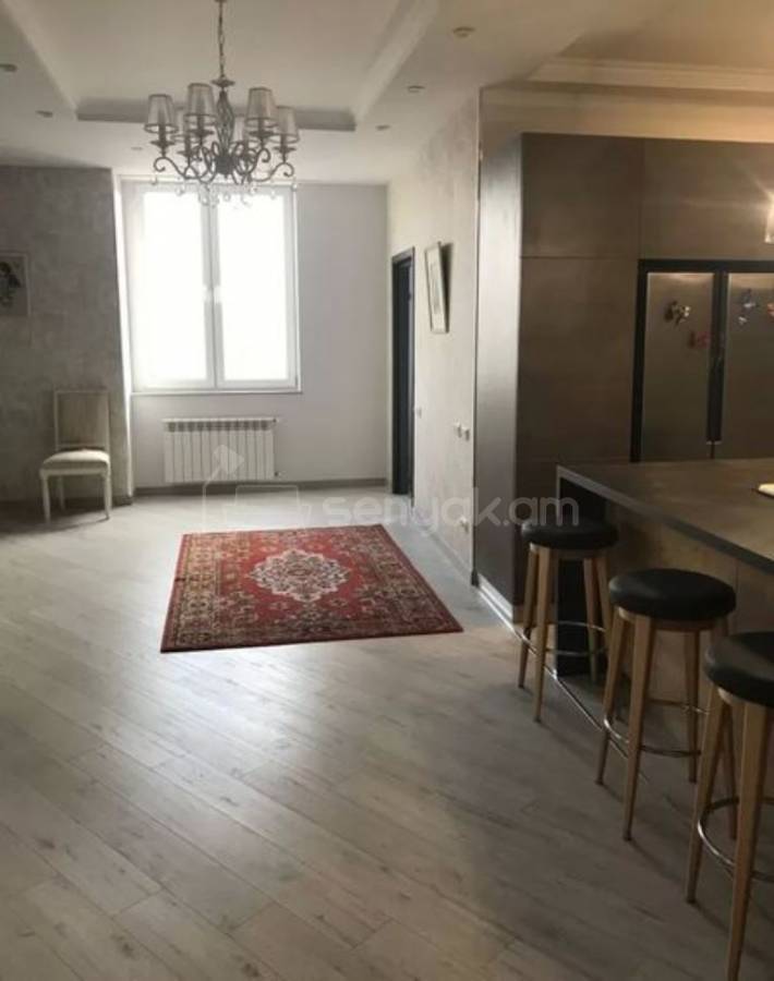 4 Սենյականոց Բնակարան Նորակառույցում, 160քմ, 14/16 հարկ, Դիզայներական Վերանորոգված