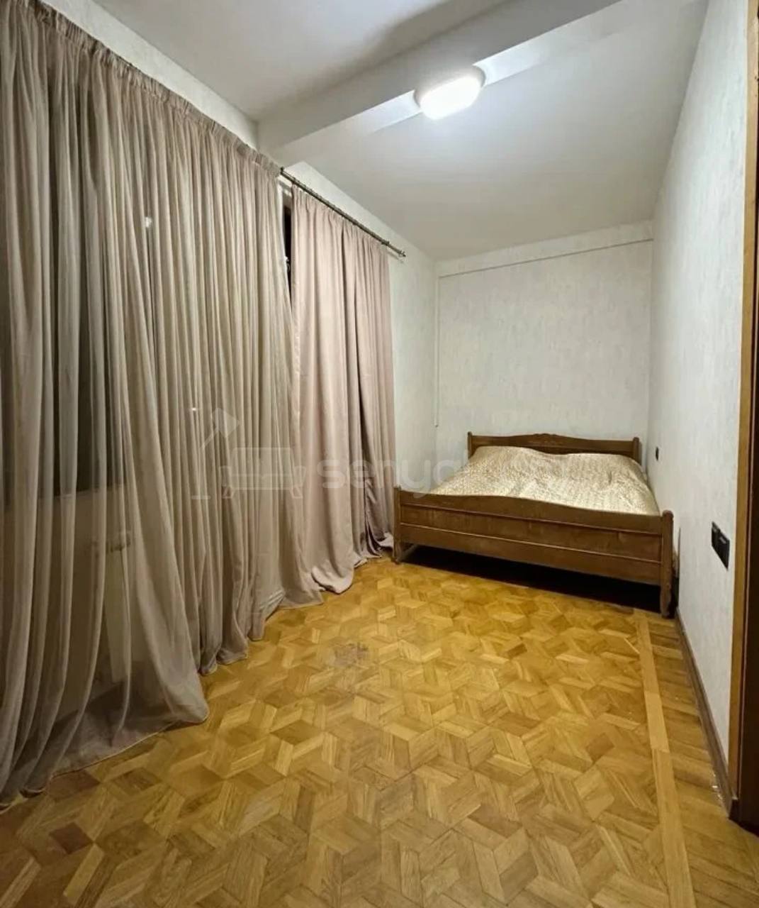 2 Սենյականոց Բնակարան Քարե Շենքում, 45քմ, 4/5 հարկ, Կոսմետիկ Վերանորոգված