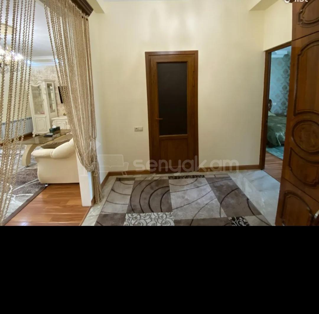 3 Սենյականոց Բնակարան Քարե Շենքում, 73քմ, 2/4 հարկ, Դիզայներական Վերանորոգված, Կահավորված, Արևկող