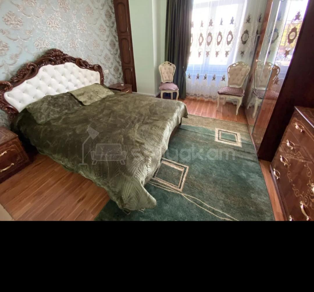 3 Սենյականոց Բնակարան Քարե Շենքում, 73քմ, 2/4 հարկ, Դիզայներական Վերանորոգված, Կահավորված, Արևկող