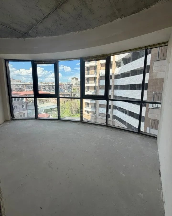 2 Սենյականոց Բնակարան Նորակառույցում, 82քմ, 5/20 հարկ, Կապիտալ Վերանորոգված