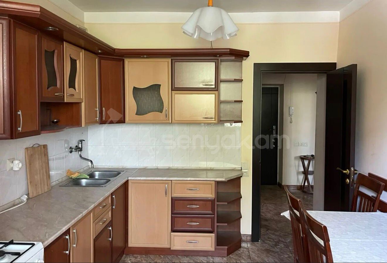 2 Սենյականոց Բնակարան Քարե Շենքում, 62քմ, 1/5 հարկ, Կապիտալ Վերանորոգված, Կահավորված, Արևկող