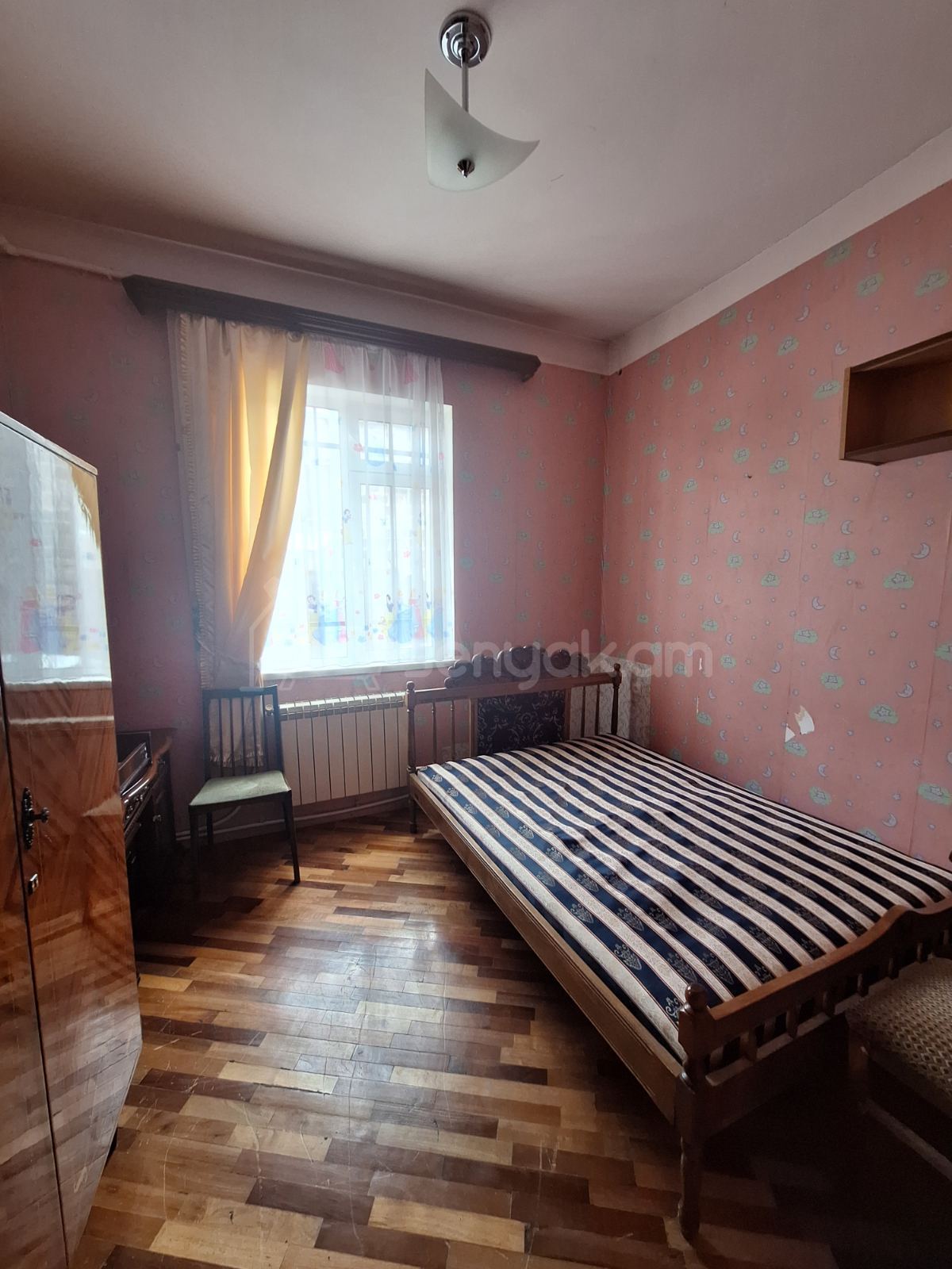 3 Սենյականոց Սեփական Տուն, 100քմ, Նորմալ Վիճակում, Կահավորված