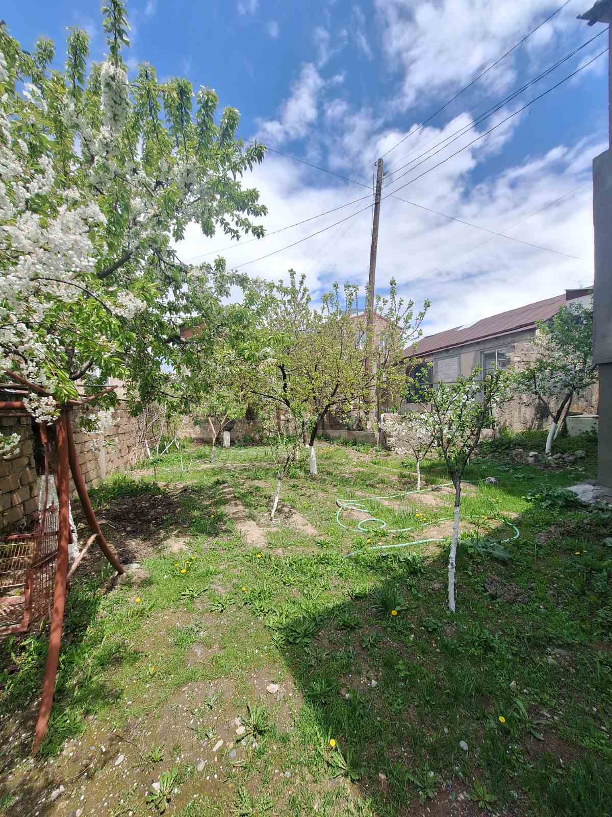 3 Սենյականոց Սեփական Տուն, 100քմ, Նորմալ Վիճակում, Կահավորված
