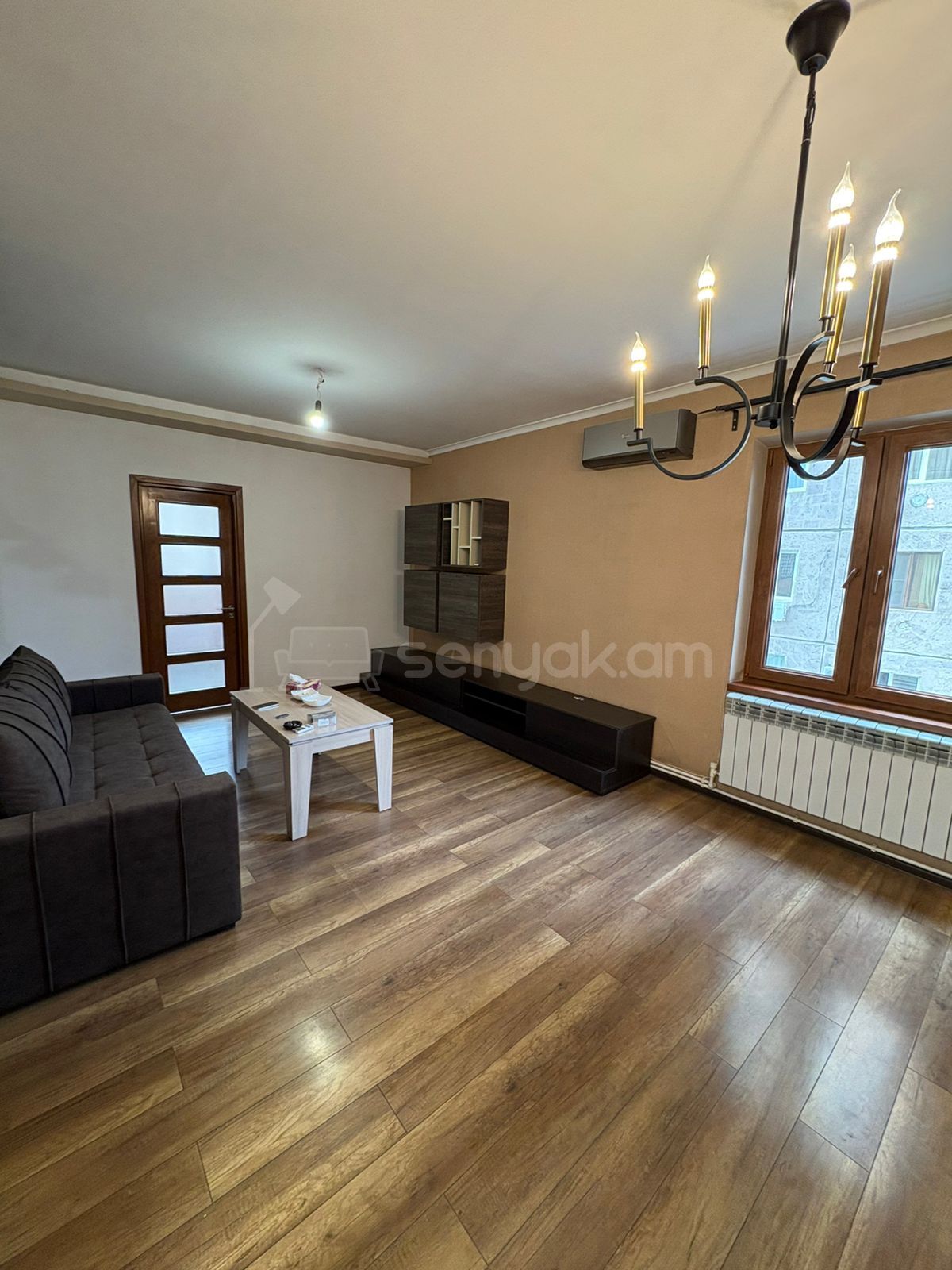 3 Սենյականոց Բնակարան, 70քմ, 4/9 հարկ, Դիզայներական Վերանորոգված, Կահավորված