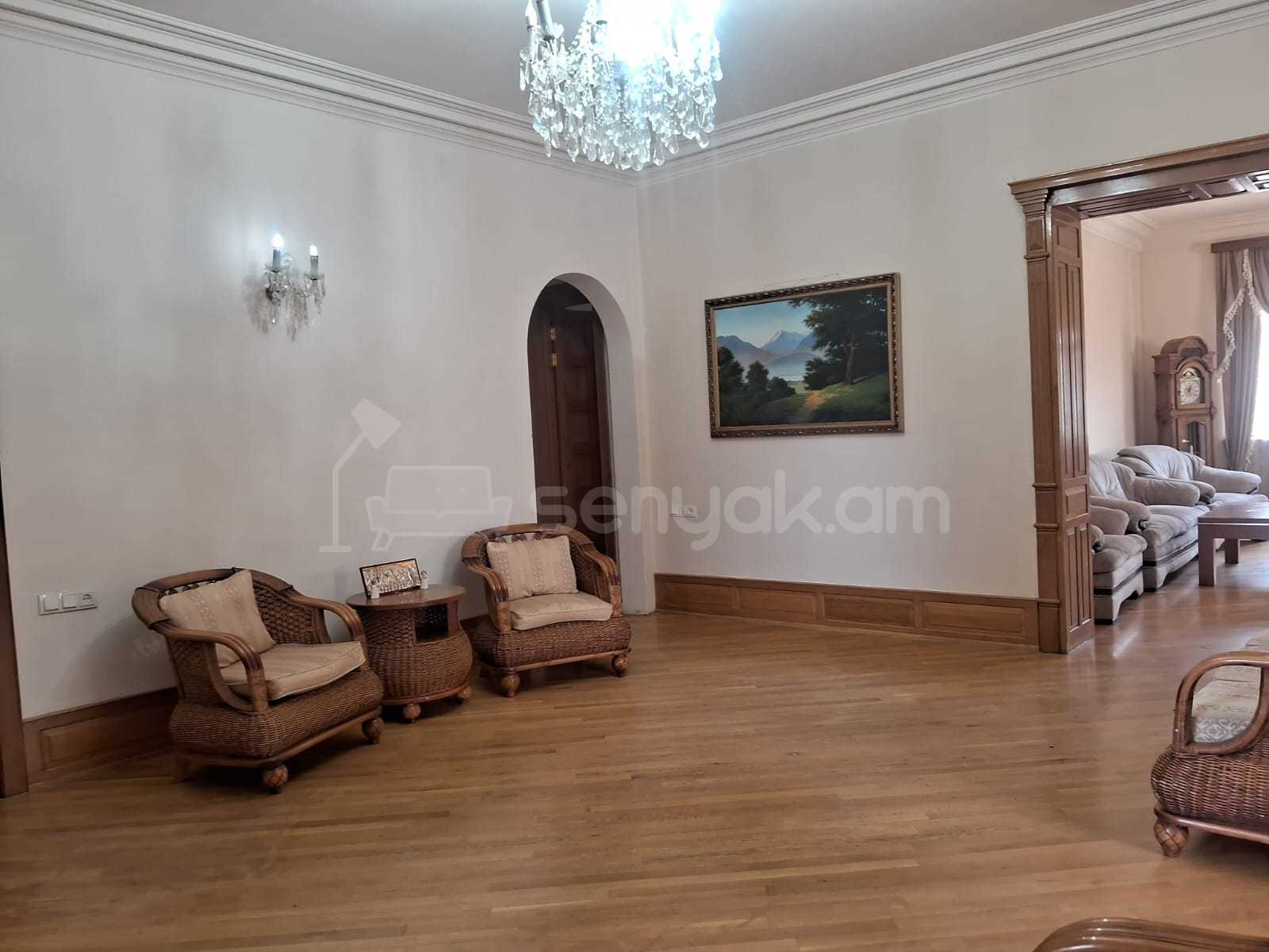 5 Սենյականոց Սեփական Տուն, 200քմ, Կապիտալ Վերանորոգված, Կահավորված