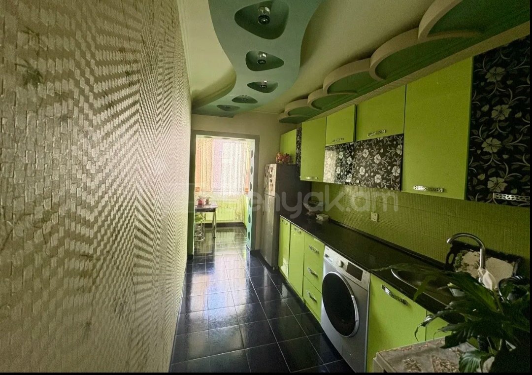 4 Սենյականոց Բնակարան, 100քմ, 8/11 հարկ, Կապիտալ Վերանորոգված