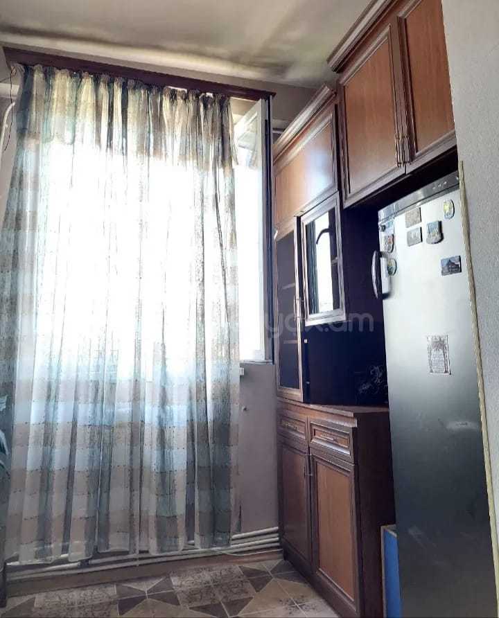 4 Սենյականոց Բնակարան, 96քմ, 3/9 հարկ, Կապիտալ Վերանորոգված