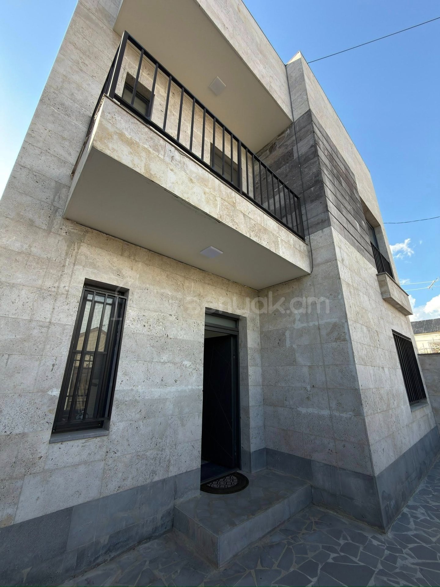 5 Սենյականոց Սեփական Տուն, 171քմ, Դիզայներական Վերանորոգված, Ավտոտնակով