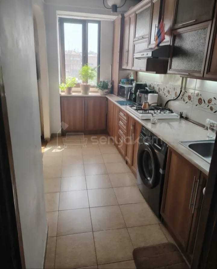 4 Սենյականոց Բնակարան, 94քմ, 5/9 հարկ, Կոսմետիկ Վերանորոգված