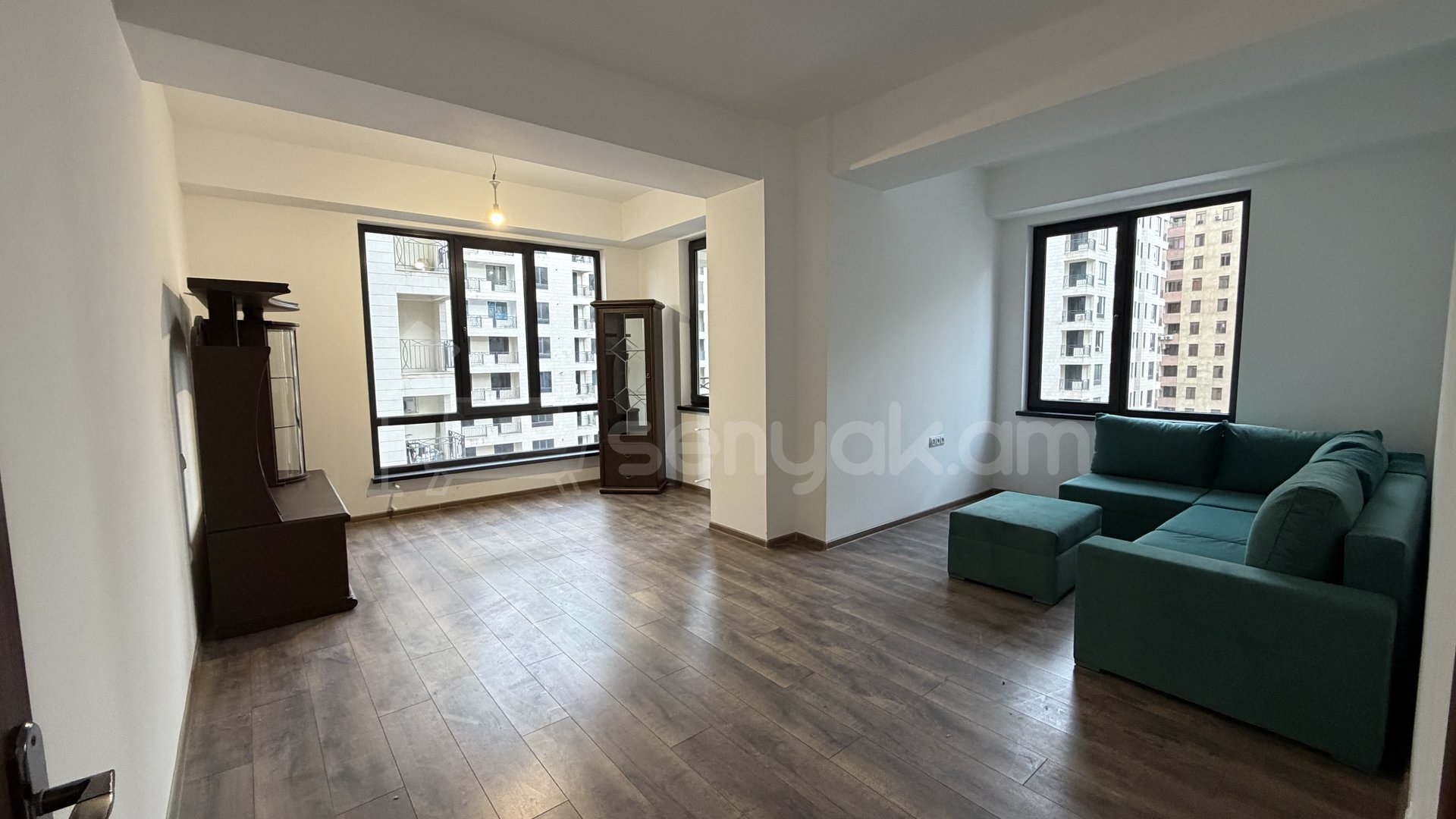 3 Սենյականոց Բնակարան Նորակառույցում, 90քմ, 7/12 հարկ, Կապիտալ Վերանորոգված