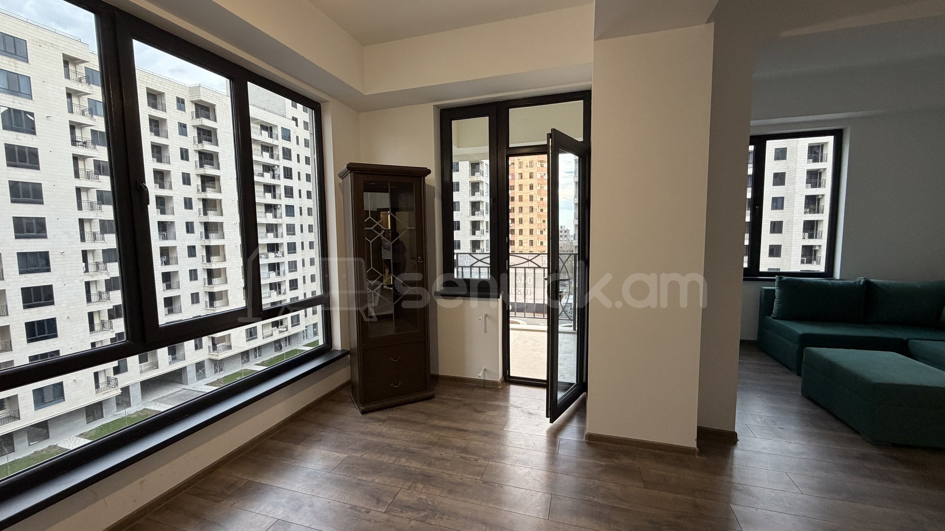 3 Սենյականոց Բնակարան Նորակառույցում, 90քմ, 7/12 հարկ, Կապիտալ Վերանորոգված